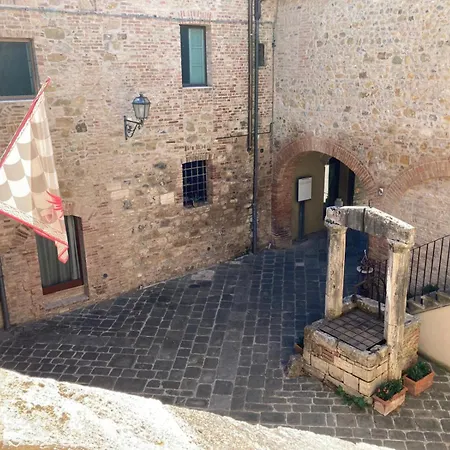 Appartamento Antica Dimora Del Borgo *